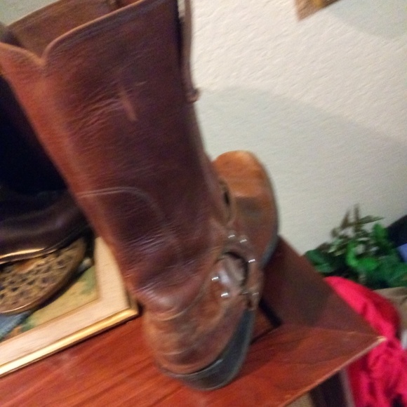 Men boots - Picture 3 of 3